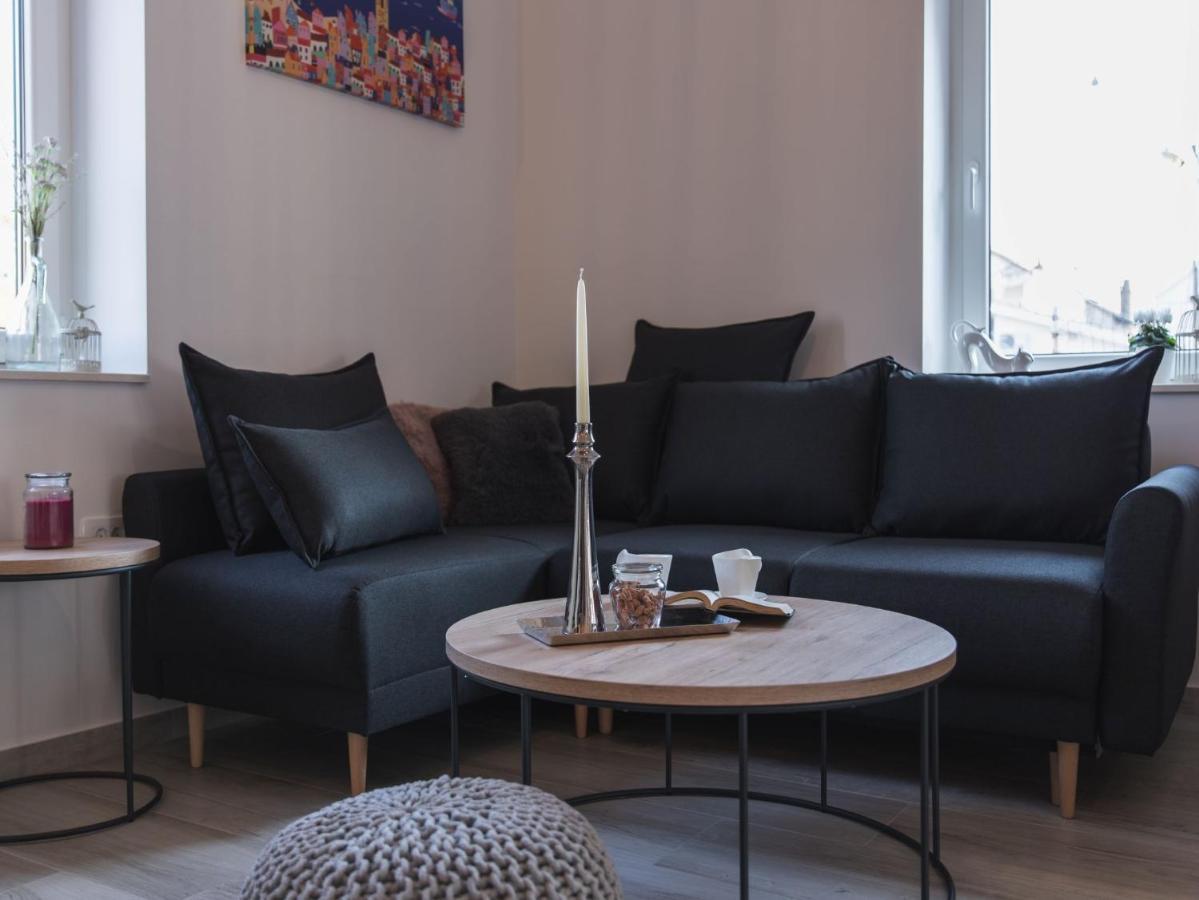 Apartment Fiora Kaštela Zewnętrze zdjęcie