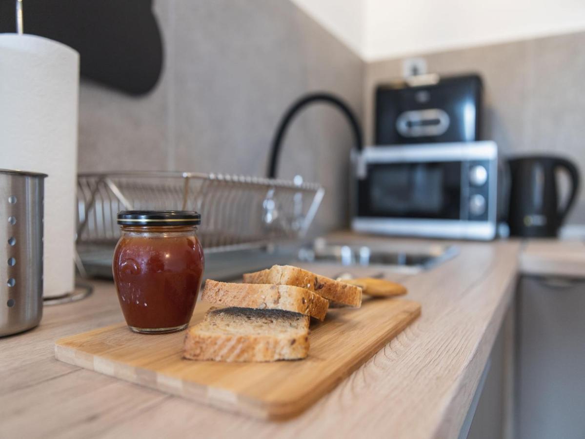 Apartment Fiora Kaštela Zewnętrze zdjęcie