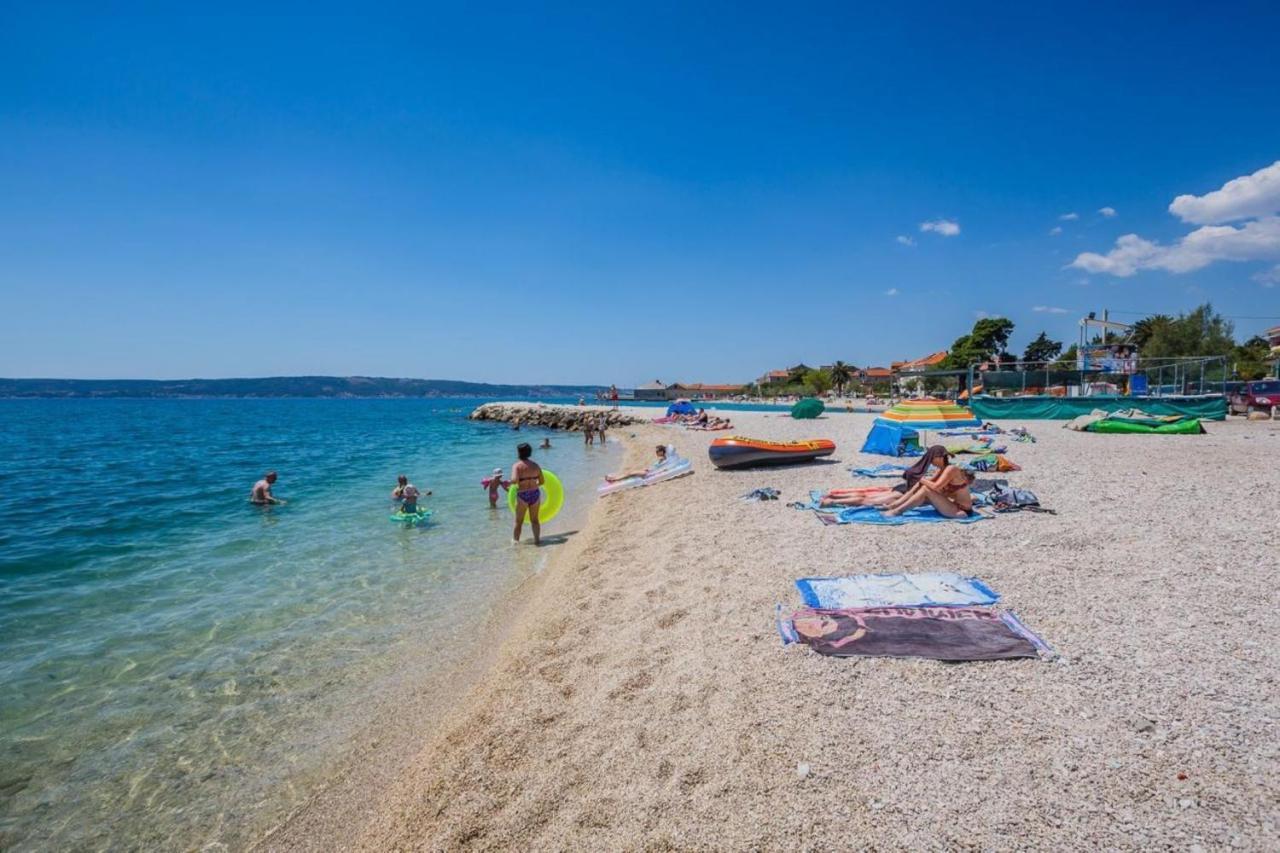 Apartment Fiora Kaštela Zewnętrze zdjęcie