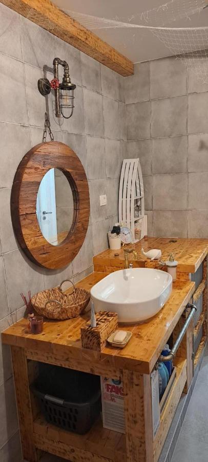 Apartment Fiora Kaštela Zewnętrze zdjęcie